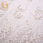 Larghezza bianca del poliestere 135cm dei tessuti 20% del pizzo dei fiori eleganti per i vestiti da sposa